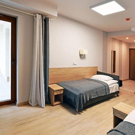 Bed and Breakfast Fotex à Ząbki Extérieur photo