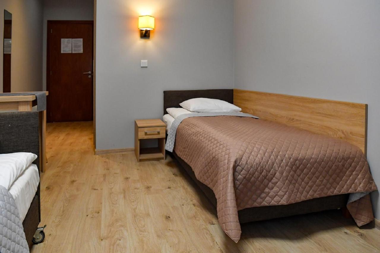 Bed and Breakfast Fotex à Ząbki Extérieur photo
