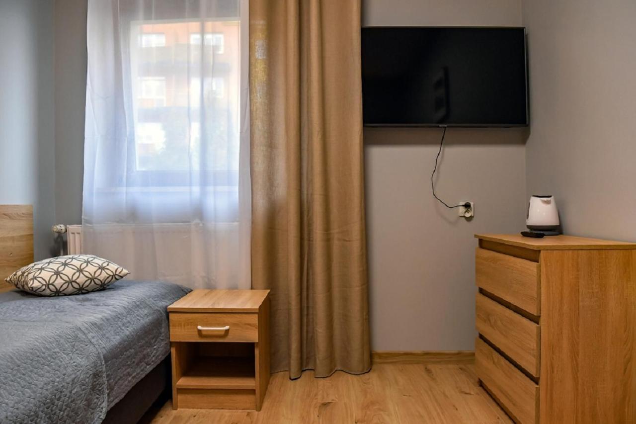Bed and Breakfast Fotex à Ząbki Extérieur photo