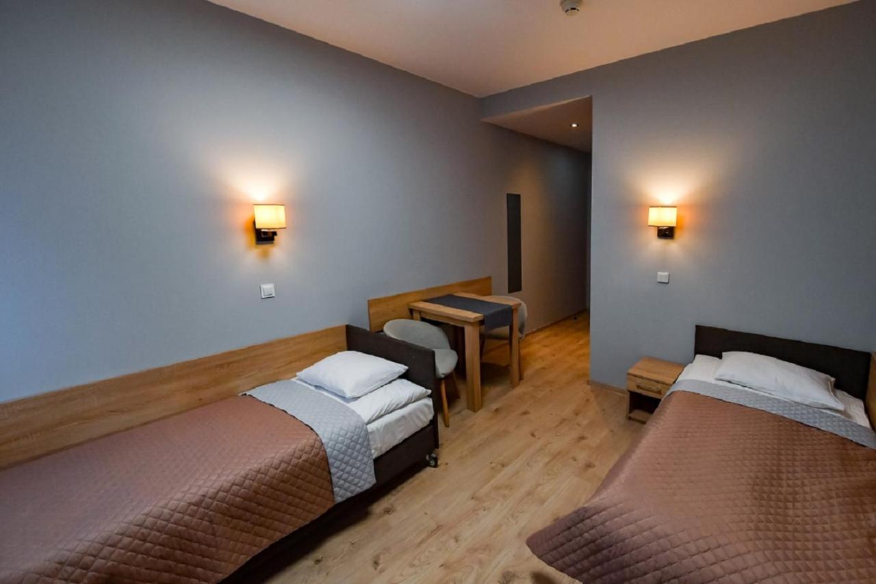 Bed and Breakfast Fotex à Ząbki Extérieur photo