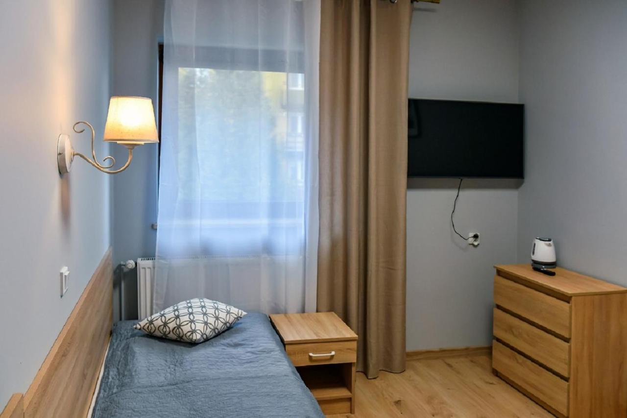 Bed and Breakfast Fotex à Ząbki Extérieur photo